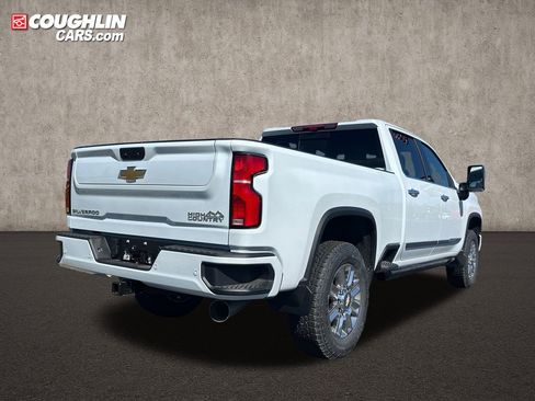 New 2026 Chevrolet Silverado 2500 High Country w/ High Country Premium Package AWD/4WD image 3