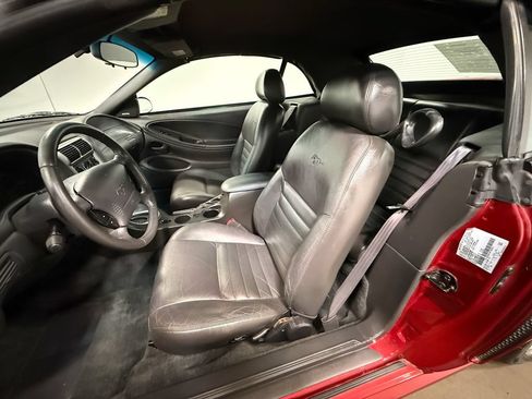 Used 2004 Ford Mustang GT RWD image 12