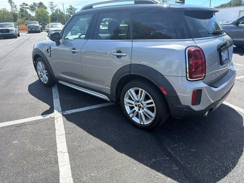 Used 2023 MINI Cooper Countryman S FWD image 3