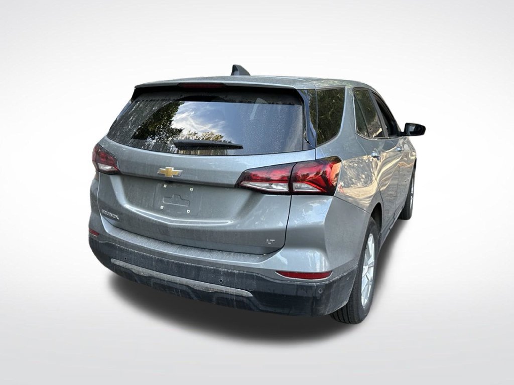 Used 2024 Chevrolet Equinox LT w/ LPO, Floor Liner Package FWD image 6