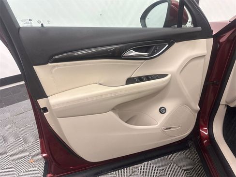 Used 2023 Buick Envision Preferred image 11