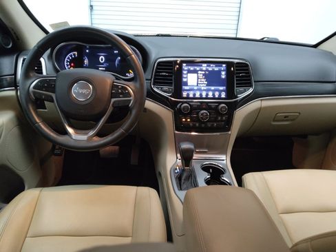 Used 2019 Jeep Grand Cherokee Limited image 22