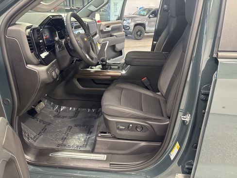 New 2026 Chevrolet Silverado 1500 LT image 9