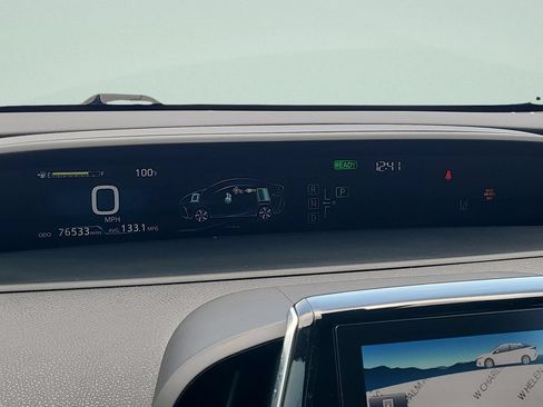 Used 2021 Toyota Prius Prime FWD image 21