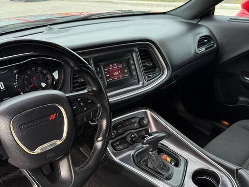 Used 2017 Dodge Challenger SXT w/ Blacktop Package image 10