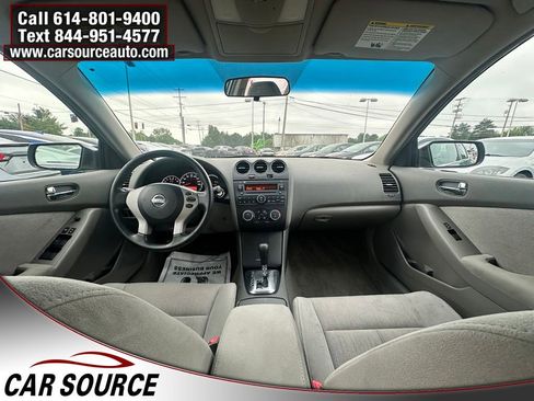 Used 2010 Nissan Altima 2.5 S FWD image 17