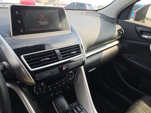 Used 2020 Mitsubishi Eclipse Cross SE AWD/4WD image 10