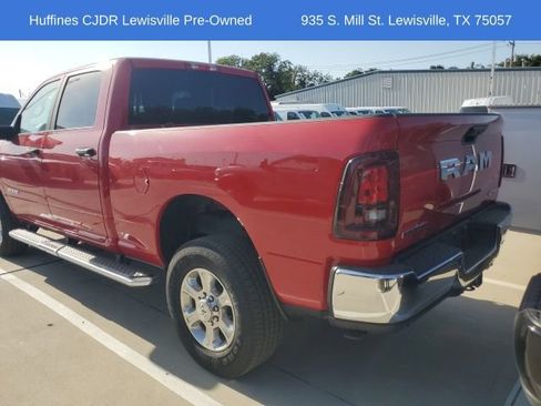 Used 2026 RAM 2500 Big Horn AWD/4WD image 3