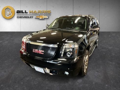 Used 2012 GMC Yukon Denali AWD/4WD image 1