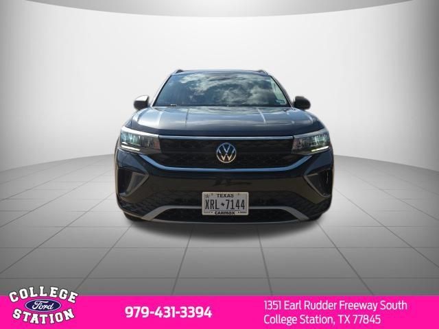 Used 2022 Volkswagen Taos S w/ IQ Drive S Package FWD image 2