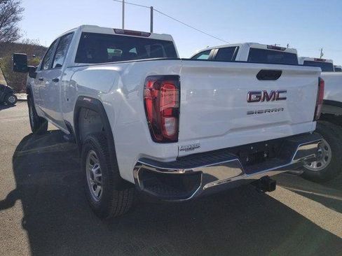 New 2026 GMC Sierra 2500 Pro w/ Convenience Package RWD image 3