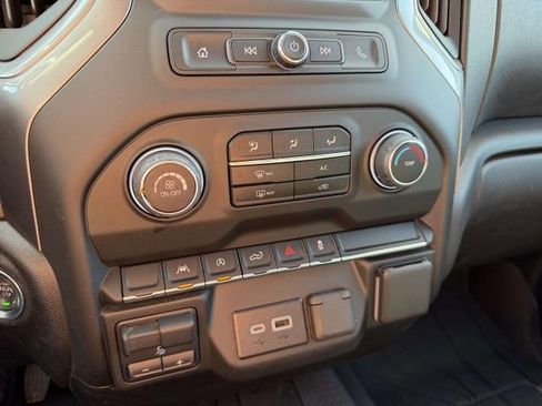 Certified 2024 Chevrolet Silverado 1500 Custom image 20