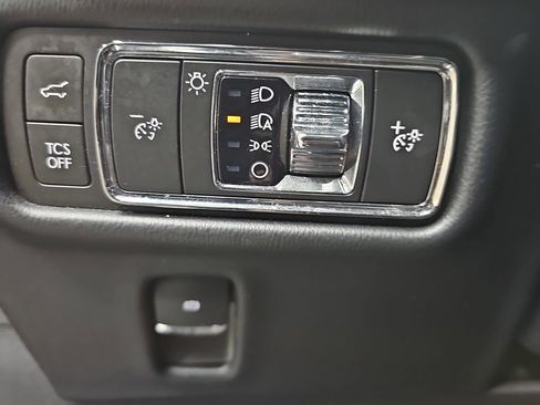 Used 2022 Lincoln Nautilus Reserve image 25