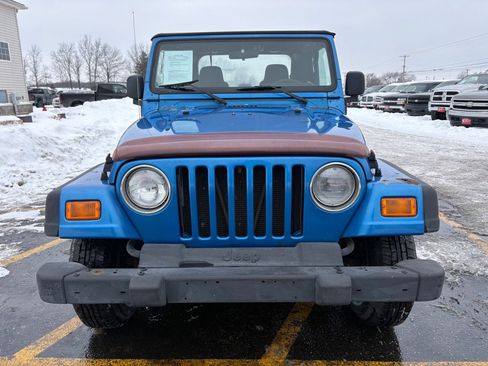 Used 2003 Jeep Wrangler X image 3