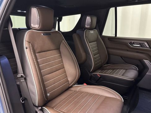 Used 2026 GMC Yukon Denali Ultimate AWD/4WD image 23