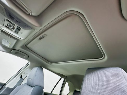 Used 2025 Toyota RAV4 XLE w/ Convenience Package image 25