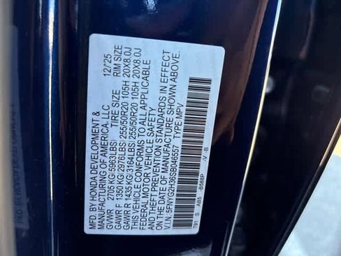 Used 2025 Honda Pilot Sport image 22