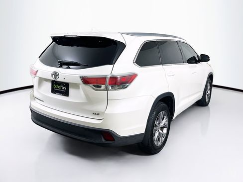 Used 2015 Toyota Highlander XLE image 9