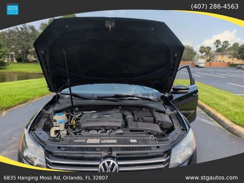 Used 2014 Volkswagen Passat 1.8T SE FWD image 37