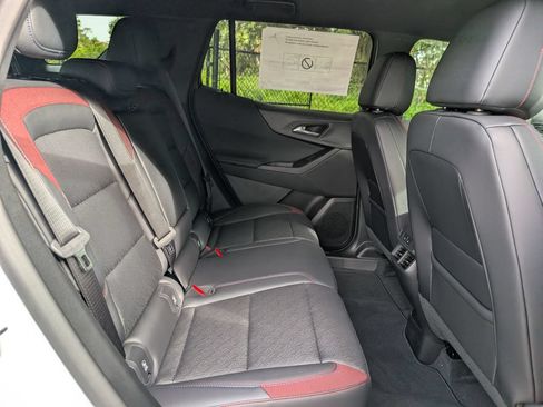New 2026 Chevrolet Equinox RS w/ Convenience Package III FWD image 17