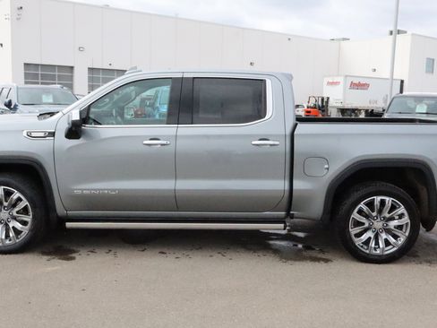 Certified 2023 GMC Sierra 1500 Denali w/ Denali Reserve Package AWD/4WD image 4