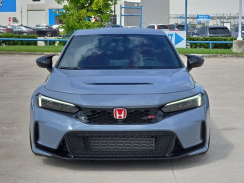 Certified 2024 Honda Civic Type R image 9