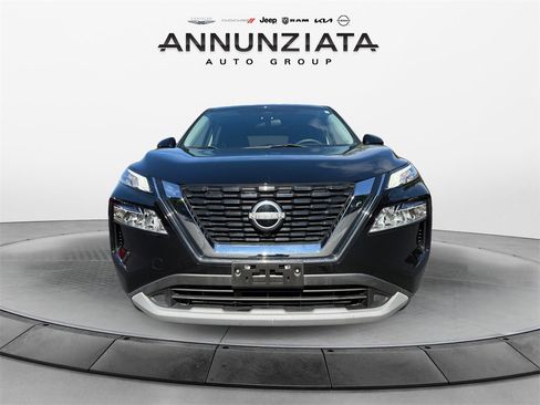 Used 2022 Nissan Rogue SV image 8