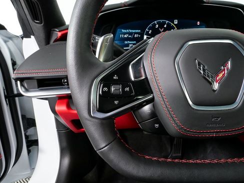 Used 2023 Chevrolet Corvette Stingray w/ Z51 Performance Package image 10