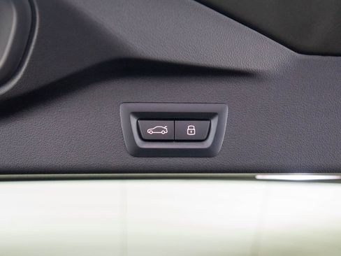 Certified 2025 BMW X5 xDrive40i w/ Premium Package image 32