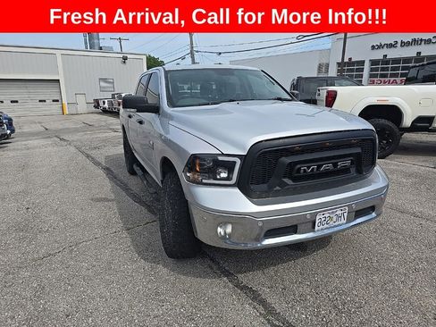 Used 2016 RAM 1500 Big Horn AWD/4WD image 1
