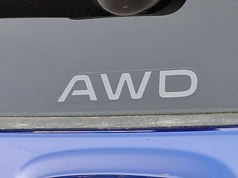 Used 2025 Honda CR-V EX-L image 29