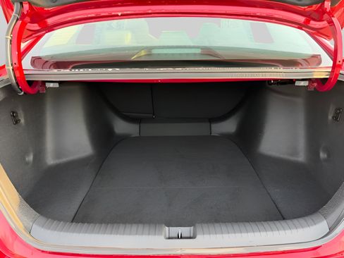 Used 2025 Honda Accord SE image 25