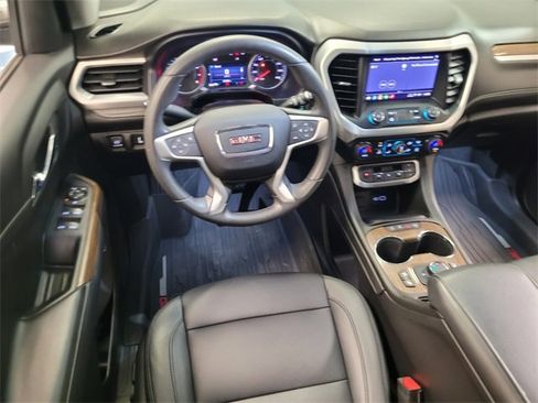 Used 2022 GMC Acadia SLE w/ Driver Convenience Package image 11