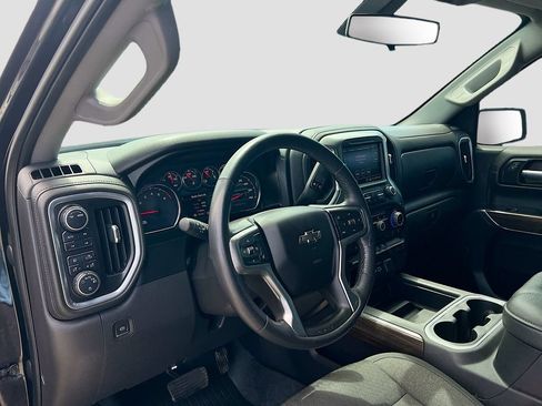 Used 2021 Chevrolet Silverado 1500 LT Trail Boss AWD/4WD image 9