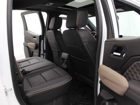 New 2026 GMC Canyon Denali AWD/4WD image 25