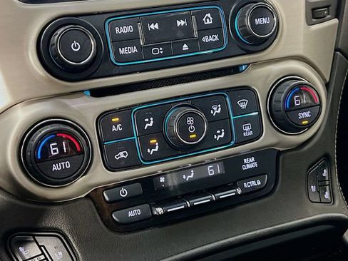 Used 2019 GMC Yukon Denali w/ Denali Ultimate Package AWD/4WD image 18
