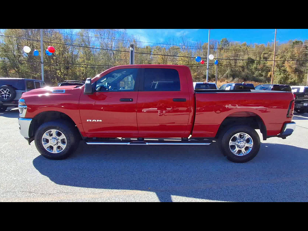 Used 2026 RAM 2500 Big Horn AWD/4WD image 5