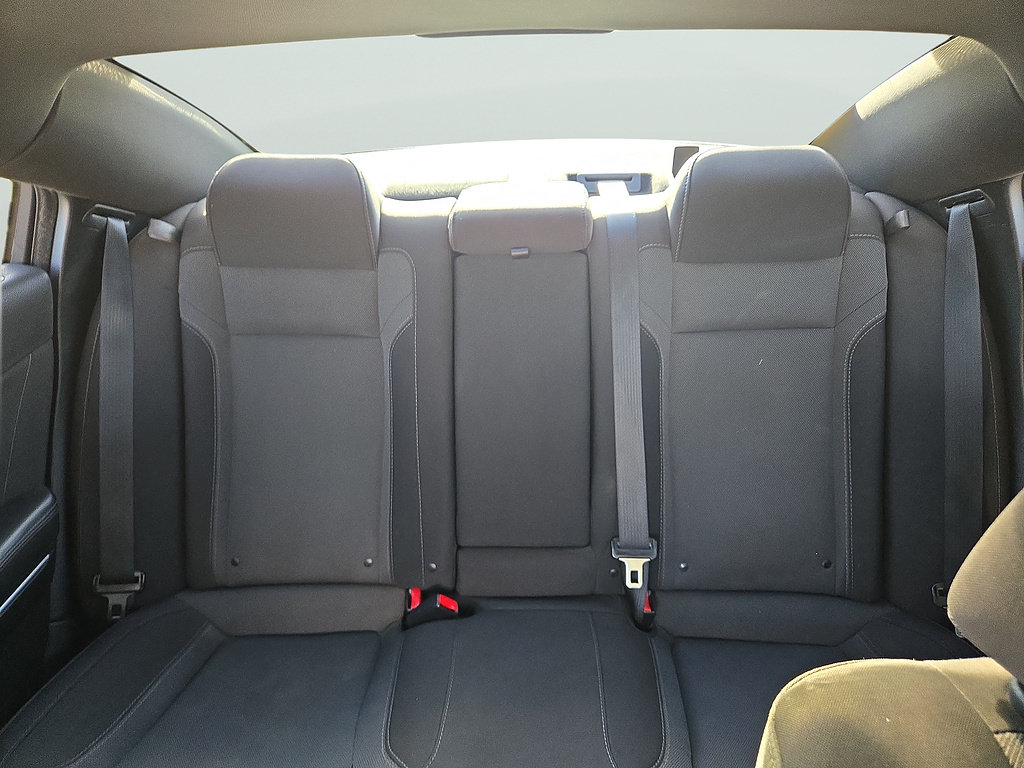 Used 2017 Dodge Charger SXT RWD image 29