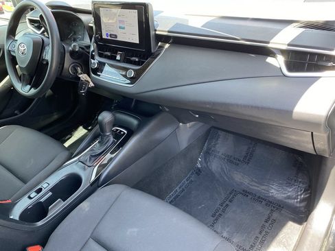 Certified 2025 Toyota Corolla LE FWD image 17