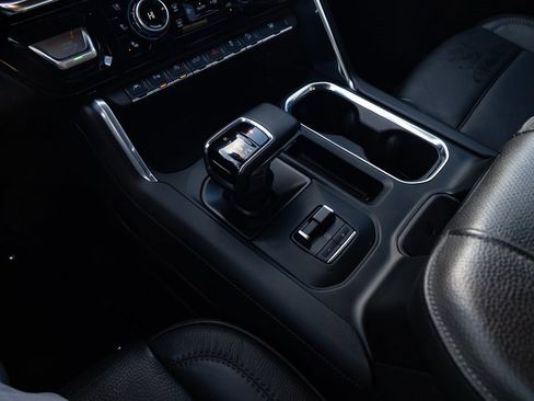 Used 2023 GMC Sierra 1500 Denali w/ Denali Reserve Package image 17