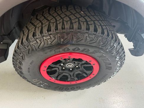Used 2022 Ford Bronco Wildtrak AWD/4WD image 9