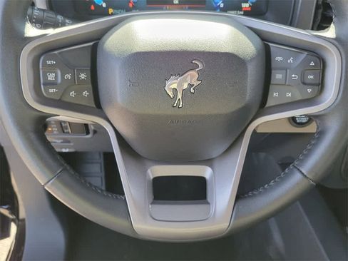 Used 2025 Ford Bronco Big Bend image 18