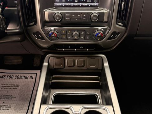Used 2018 Chevrolet Silverado 1500 LT w/ All Star Edition AWD/4WD image 26