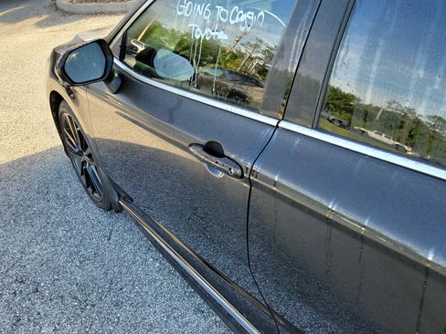 Used 2023 Toyota Camry XSE image 25