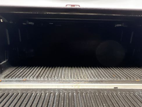 Used 2018 Toyota Tundra SR5 image 33