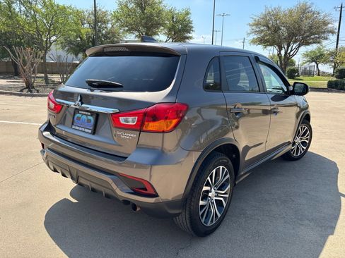 Used 2018 Mitsubishi Outlander Sport ES image 5