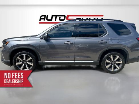 Used 2025 Honda Pilot Elite image 4