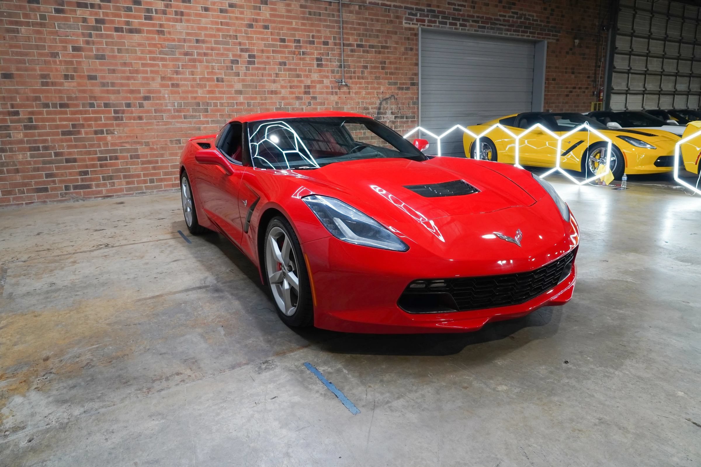 Used 2014 Chevrolet Corvette Stingray Coupe RWD image 3