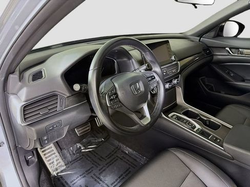 Used 2022 Honda Accord Sport image 7