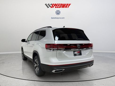 New 2026 Volkswagen Atlas SE FWD image 5